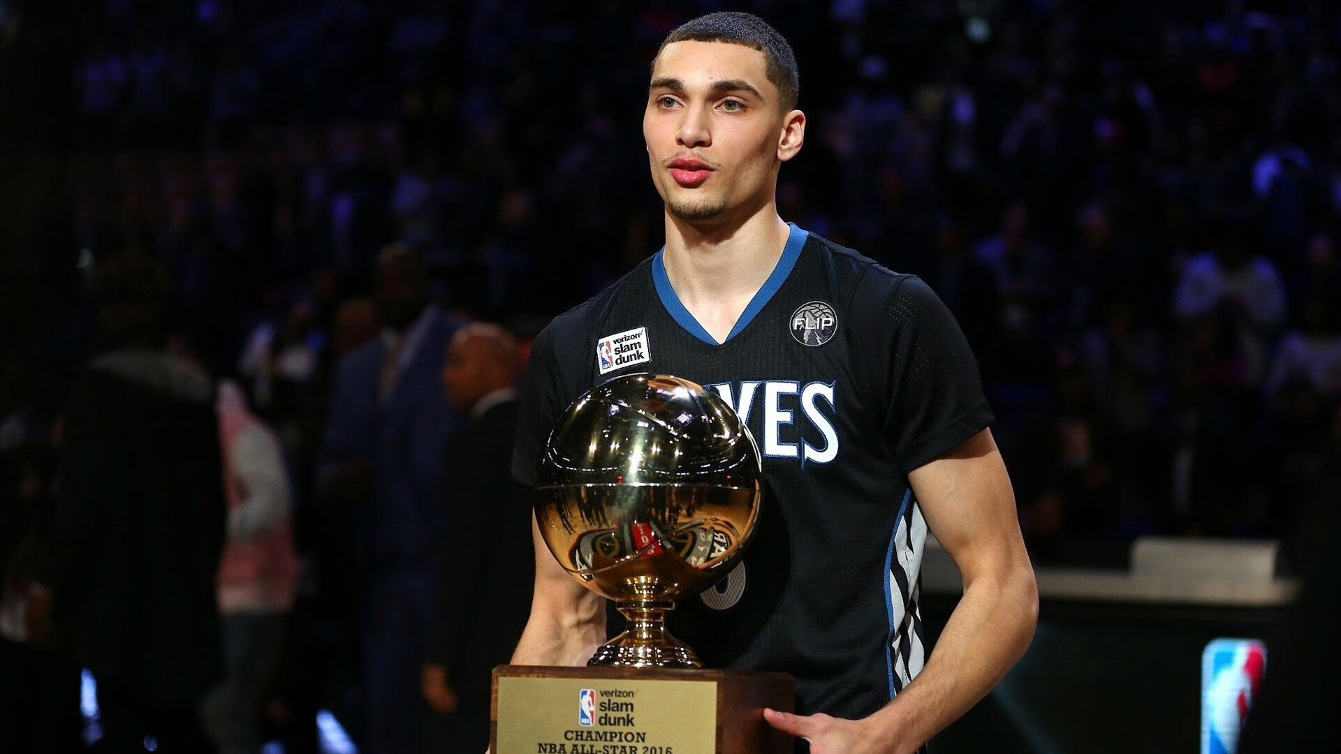 中卫推进是否能有效拉扯对手中场结构，中卫和中场的区别